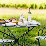 Chateau Sigalas Rabaud Bed & Breakfast 4*